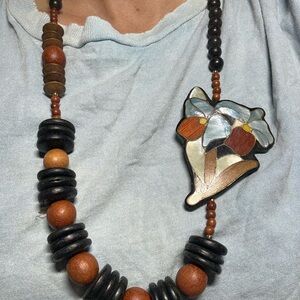 Vintage Multicolor Beaded Necklace with Floral mother of pearl Pendant